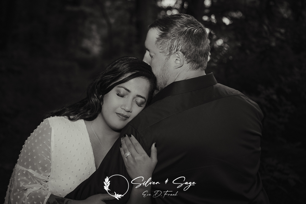 Spring Engagement Photo Shoot Guide - Engagement Photographer - Silver & Sage Studios - Engagement Photography