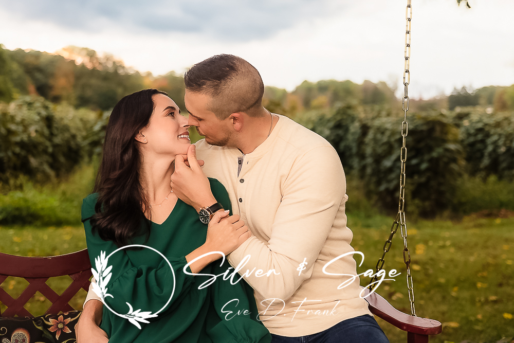 Engagement Photo Poses - Engagement Posing Ideas - Engagement Photoshoot